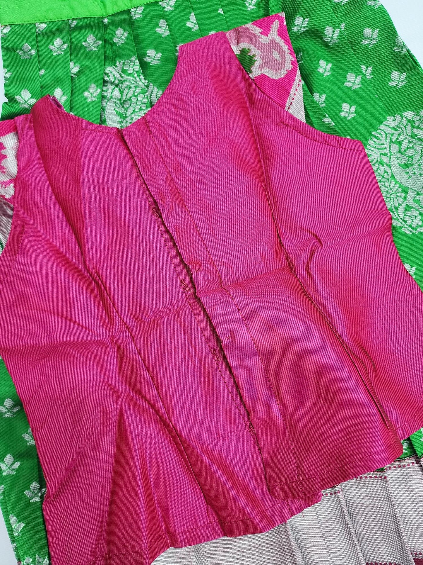 Banaras Lehenga set Green & Pink