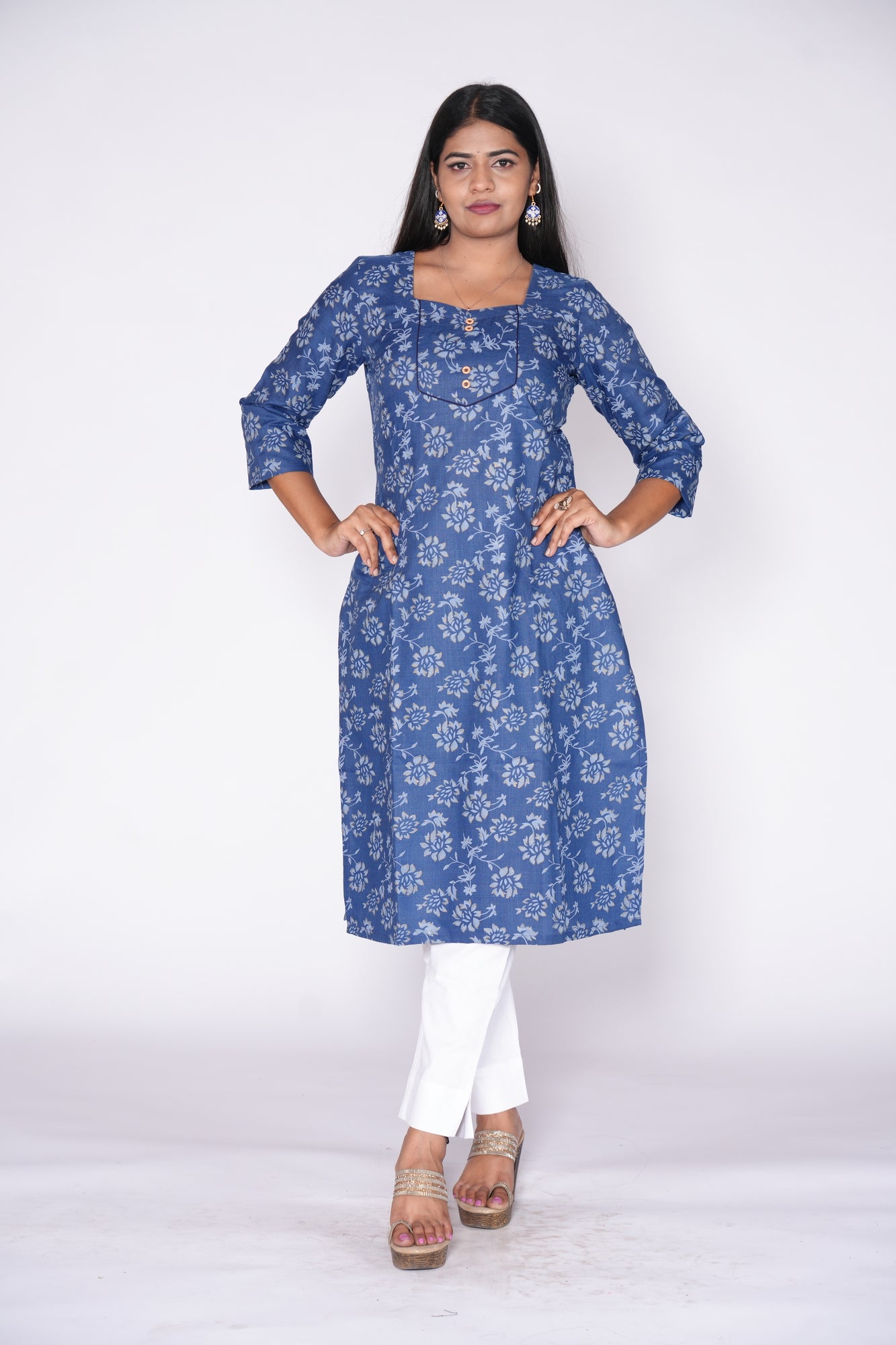 Woodbutton Blue Cotton Kurti