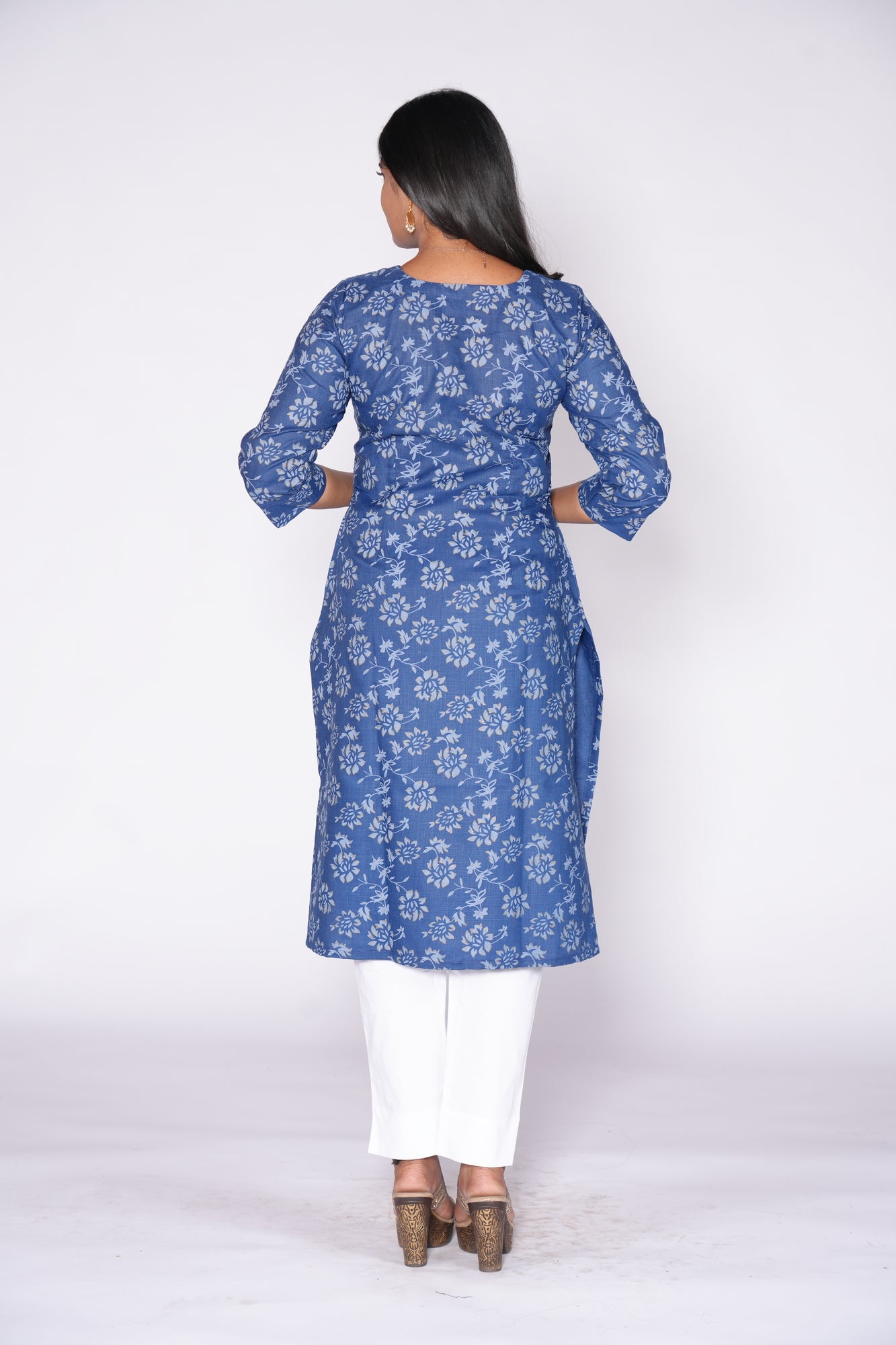 Woodbutton Blue Cotton Kurti