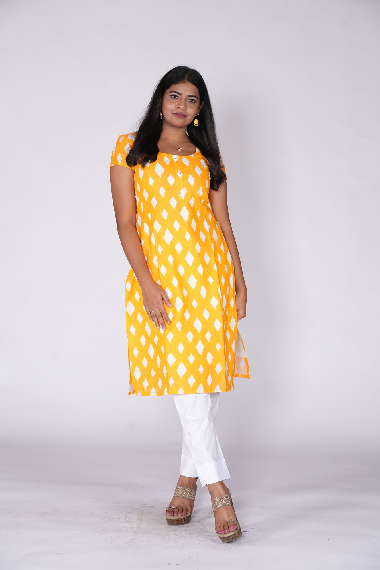Yellow kurti with diamond print