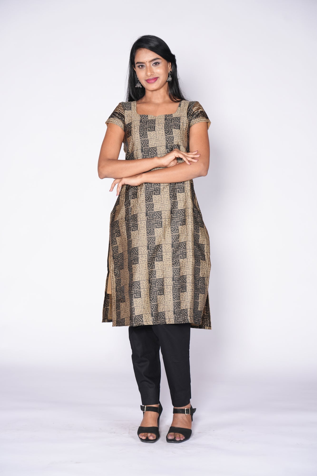 Black Cream Pattern Cotton Top