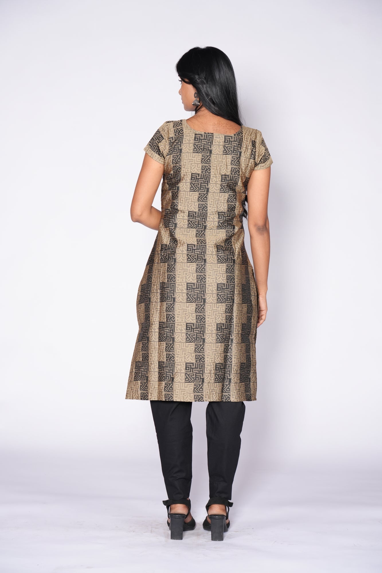 Black Cream Pattern Cotton Top