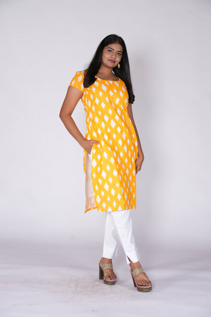 Yellow kurti with diamond print