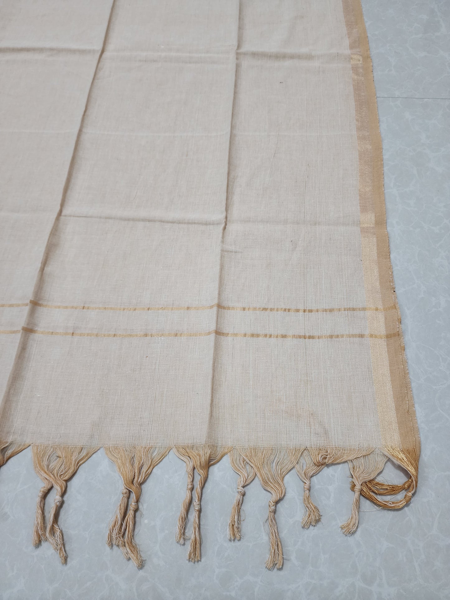 Handloom Cotton half white Dupatta